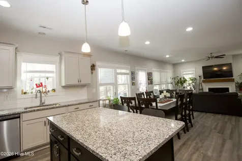 643 Lilac Lane Vass NC 28394