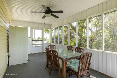 4804 Emerald Drive Emerald Isle NC 28594