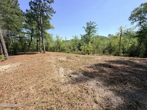 109/111 Barry Lane Jacksonville NC 28540