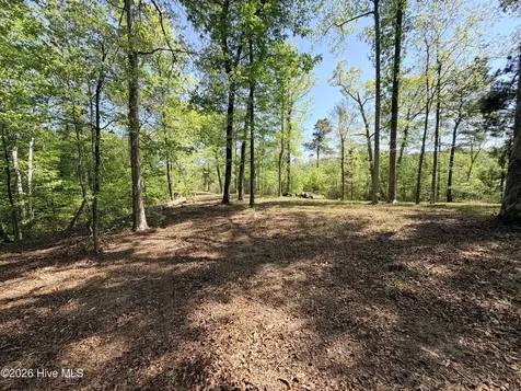 109/111 Barry Lane Jacksonville NC 28540