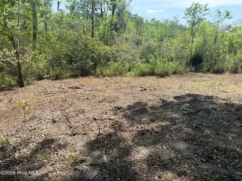 109/111 Barry Lane Jacksonville NC 28540