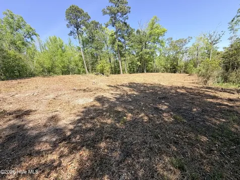 109/111 Barry Lane Jacksonville NC 28540