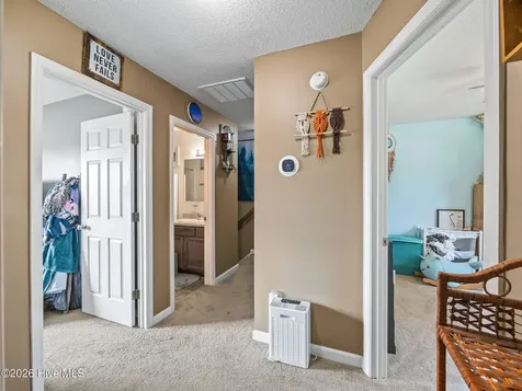 210 Bobwhite Road Hubert NC 28539