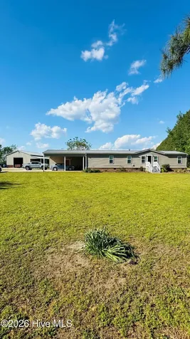 141 Up River Road Belvidere NC 27919