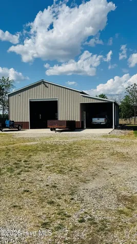 141 Up River Road Belvidere NC 27919