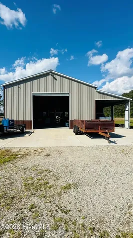 141 Up River Road Belvidere NC 27919