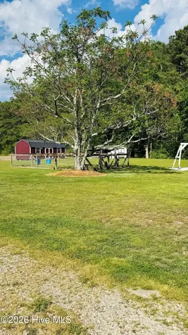141 Up River Road Belvidere NC 27919