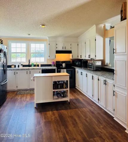 141 Up River Road Belvidere NC 27919