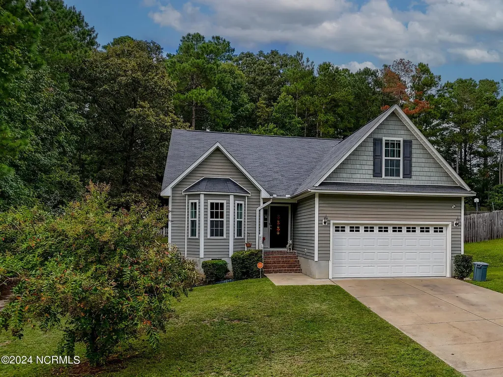 279 Smokey Mountain Drive Raeford NC 28376
