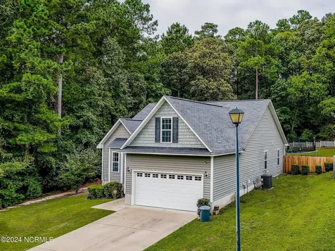 279 Smokey Mountain Drive Raeford NC 28376