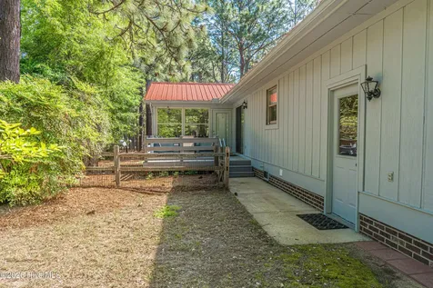 101 Swan Run Court Seven Lakes NC 27376