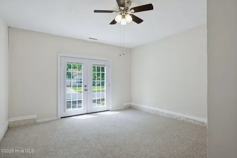 223 Spring Drive Jacksonville NC 28540