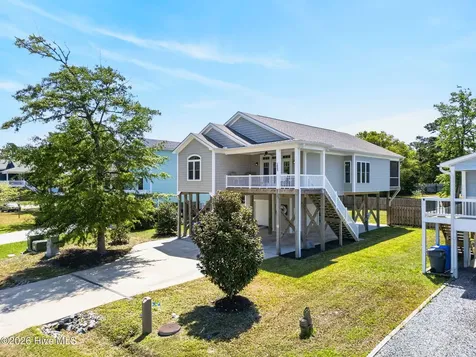 1903 E Yacht Drive Oak Island NC 28465