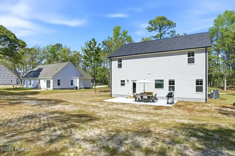 2409 Sunset Harbor Road SE Bolivia NC 28422