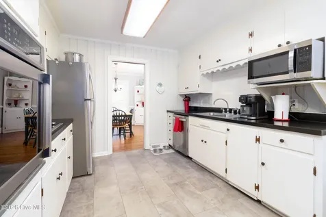 212 Robin Lane Edenton NC 27932