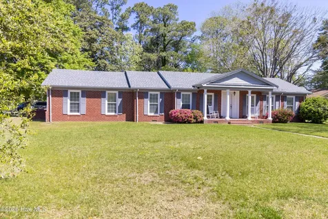 212 Robin Lane Edenton NC 27932