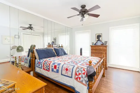 212 Robin Lane Edenton NC 27932