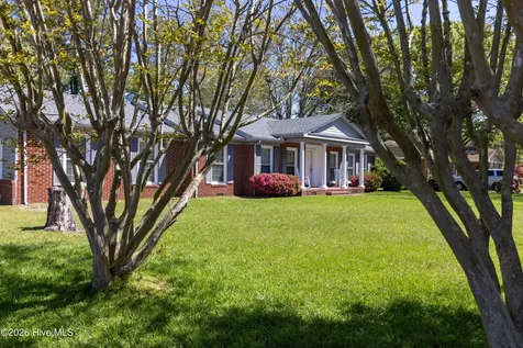 212 Robin Lane Edenton NC 27932