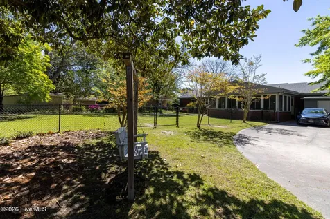 212 Robin Lane Edenton NC 27932