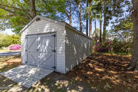 212 Robin Lane Edenton NC 27932