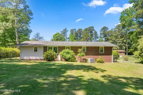118 Forest Drive W Whiteville NC 28472