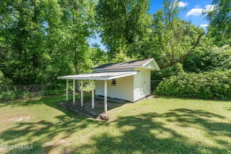 118 Forest Drive W Whiteville NC 28472