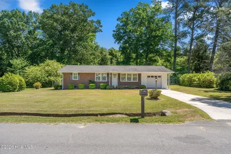 118 Forest Drive W Whiteville NC 28472