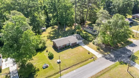 118 Forest Drive W Whiteville NC 28472