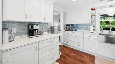 298 Bay Shore Drive Chocowinity NC 27817