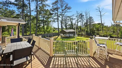 298 Bay Shore Drive Chocowinity NC 27817