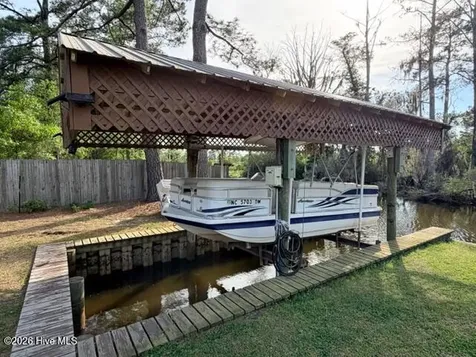 298 Bay Shore Drive Chocowinity NC 27817