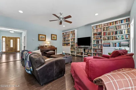 355 Queens Cove Way Carthage NC 28327