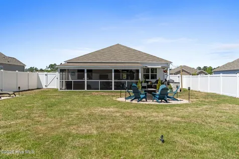 1006 Burled Oak Ridge Loop SE Bolivia NC 28422