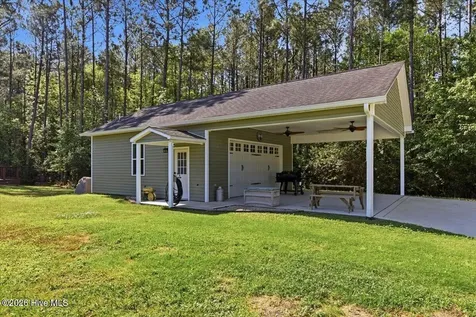 111 W Huckleberry Way Rocky Point NC 28457