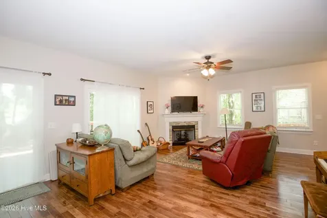 430 N Leak Street Southern Pines NC 28387