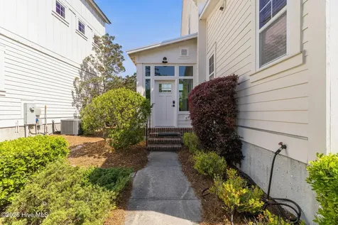 807 Meadowsweet Lane Leland NC 28451