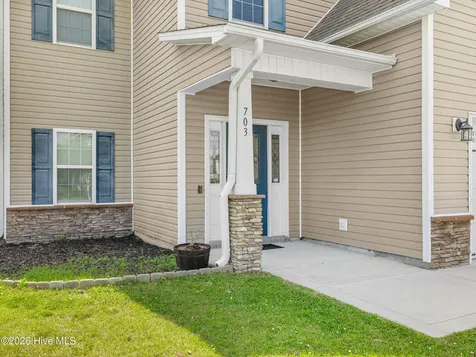 703 Stafford Lane Jacksonville NC 28546