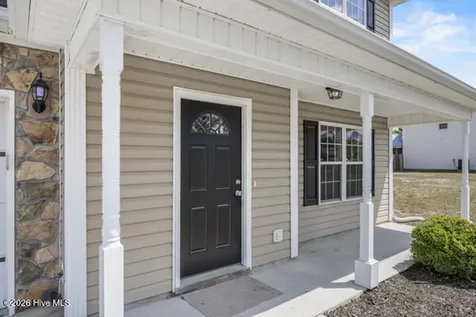 264 Inverness Drive Hubert NC 28539