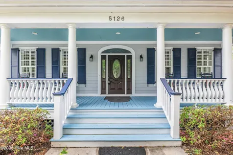 5126 Fernwood Drive Southport NC 28461