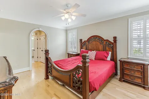 5126 Fernwood Drive Southport NC 28461