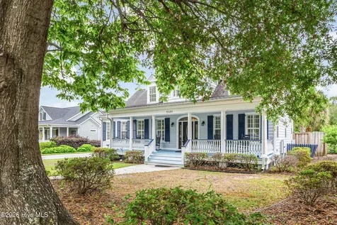5126 Fernwood Drive Southport NC 28461