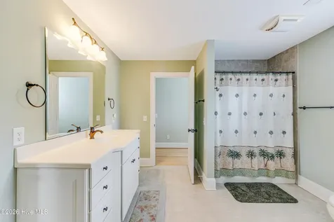 5126 Fernwood Drive Southport NC 28461