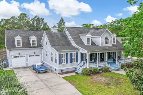 5126 Fernwood Drive Southport NC 28461