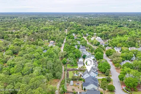 5126 Fernwood Drive Southport NC 28461