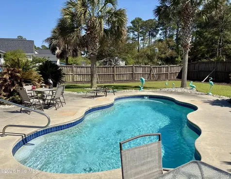 5126 Fernwood Drive Southport NC 28461