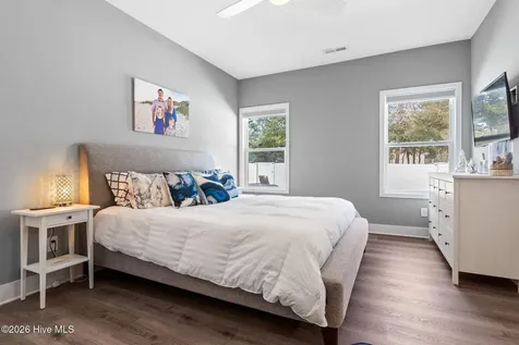 135 NW 7th Street Oak Island NC 28465