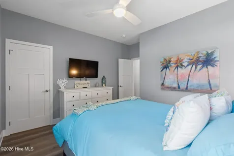 135 NW 7th Street Oak Island NC 28465