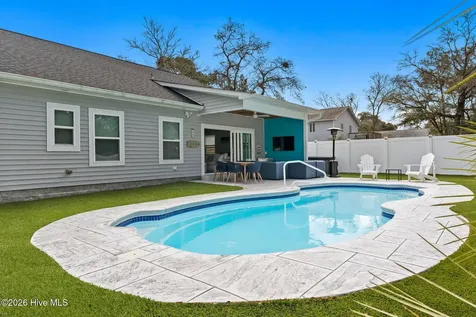 135 NW 7th Street Oak Island NC 28465