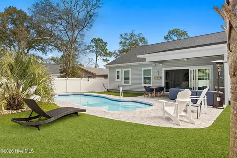 135 NW 7th Street Oak Island NC 28465
