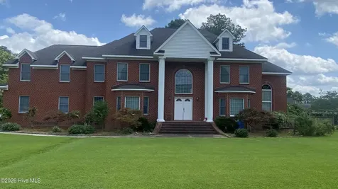 1181 Cedar Hill Drive Williamston NC 27892